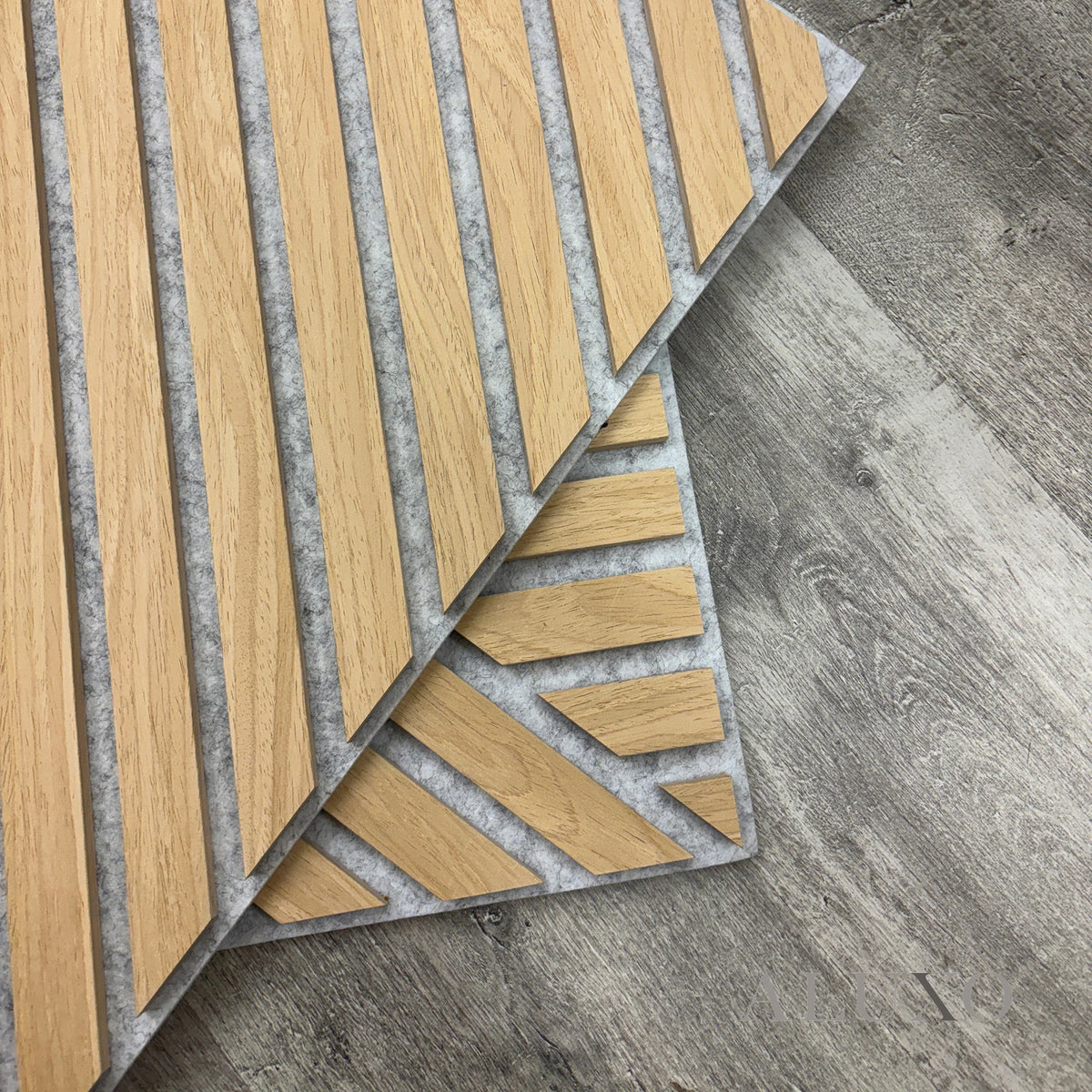 Oak Acoustic Square Mix Slat Wall Panels 60x60cm (Set of 6) | Grey Felt Backing