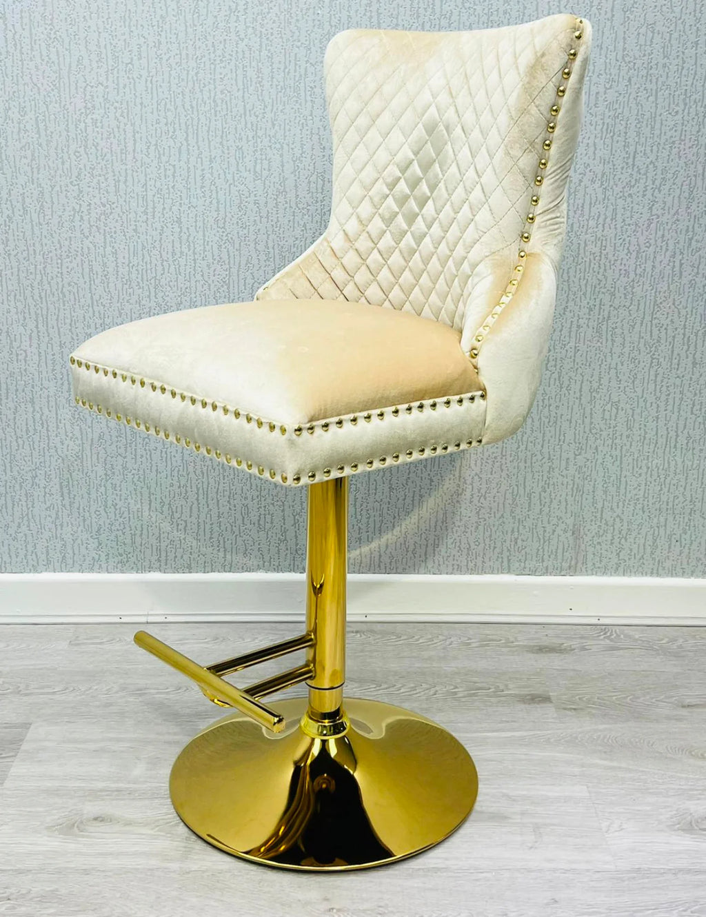 Victoria Bar Stool Cream And Gold Lion knocker
