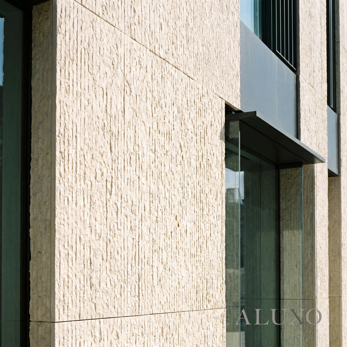 Outdoor Off White Chiseled MCM Flexible Stone 2.88m² | 120x60cm Weather-Proof Exterior Panel (Set of 4)