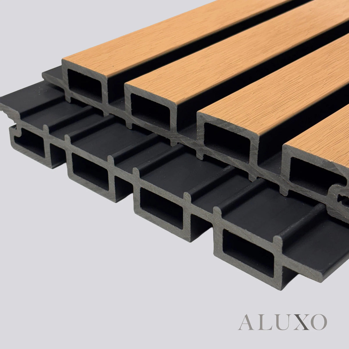 Kladd™ Exterior Wall Panel Composite Cladding Standard Slat - Light Oak | 180cm / 290cm (Set of 4)